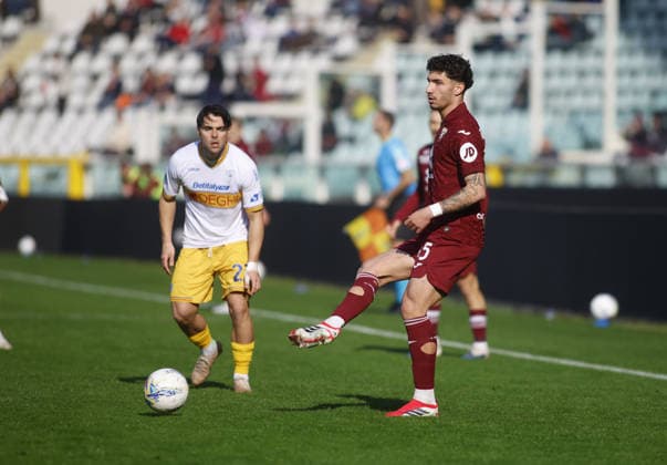 Luca Marianucci of Torino FC during the Italian Serie A 2025 26 season football match between Torino FC and US Lecce on 01 February 2026 at Stadio Olimpico Grende Torino ,Turin, Italy. Photo Nderim KACELI  Copyright: xNderimxKaceli IPAxSportx xipa-agency.netx xx IPA_70832701 IPA_Agency_IPA70832701