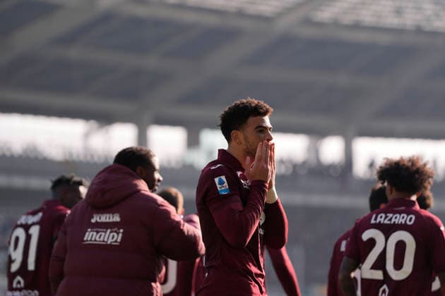 Torino™s Che Adams celebrates after scoring the 1-0 goal for his team during the Serie A soccer match between Torino Fc and Lecce at the Stadio Olimpico Grande Torino in Turin, north west Italy - February 1, 2026. - Soccer  Copyright: xFabioxFerrari LaPressex