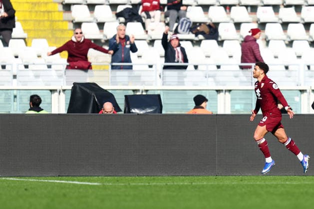 Che Adams (Torino Fc) celebrates after scoring his team s first goal, Serie A, Torino FC v US Lecce , Olimpico, February 1, 2026, Turin, Italy.