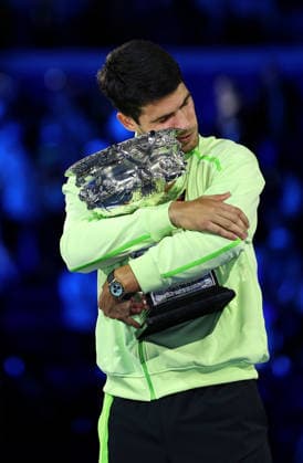 Carlos Alcaraz of Spain celebrates with the trophy Australian Open tennis tournament, Day Fifteen, Melbourne Park, Australia - 01 Feb 2026Melbourne Melbourne Park Victoria (VIC) Australia  Copyright: xEllaxLing Shutterstockx 16477228g