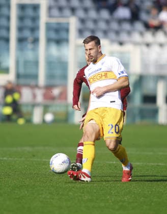 Ylber Ramadani of US Lecce during the Italian Serie A 2025 26 season football match between Torino FC and US Lecce on 01 February 2026 at Stadio Olimpico Grende Torino ,Turin, Italy. Photo Nderim KACELI  Copyright: xNderimxKaceli IPAxSportx xipa-agency.netx xx IPA_70834523 IPA_Agency_IPA70834523