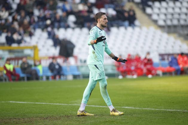 Alberto Paleari of Torino FC during the Italian Serie A 2025 26 season football match between Torino FC and US Lecce on 01 February 2026 at Stadio Olimpico Grende Torino ,Turin, Italy. Photo Nderim KACELI  Copyright: xNderimxKaceli IPAxSportx xipa-agency.netx xx IPA_70834688 IPA_Agency_IPA70834688