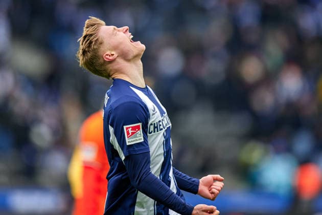 Julian Eitschberger (Hertha BSC, 02), Torschuss zum 2:0, jubelt, GER, Hertha BSC vs. ,SV Darmstadt 98, 2. Bundesliga, Saison 2025 2026, 20. Spieltag, 01.02.2026 (DFL REGULATIONS PROHIBIT ANY USE OF PHOTOGRAPHS AS IMAGE SEQUENCES AND OR QUASI - VIDEO). GER, Hertha BSC vs. ,SV Darmstadt 98, 2. Bundesliga, Saison 2025 2026, 20. Spieltag, 01.02.2026 Berlin