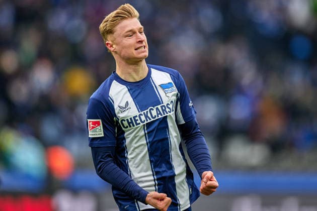 Julian Eitschberger (Hertha BSC, 02), Torschuss zum 2:0, jubelt, GER, Hertha BSC vs. ,SV Darmstadt 98, 2. Bundesliga, Saison 2025 2026, 20. Spieltag, 01.02.2026 (DFL REGULATIONS PROHIBIT ANY USE OF PHOTOGRAPHS AS IMAGE SEQUENCES AND OR QUASI - VIDEO). GER, Hertha BSC vs. ,SV Darmstadt 98, 2. Bundesliga, Saison 2025 2026, 20. Spieltag, 01.02.2026 Berlin