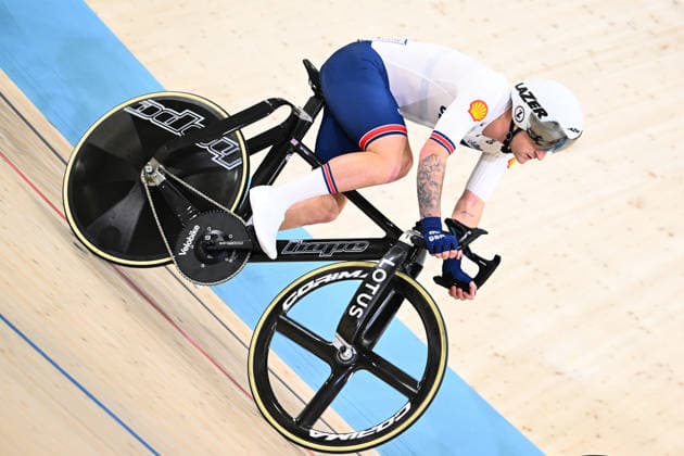 2026 UEC Track Elite European Championships Picture by Olly Hassell SWpix.com - 01 02 2026 - Cycling - 2026 UEC Track Elite European Championships - Konya Velodrome, Konya, Türkiye - Men Elimination Qualification Heat 2 - William Tidball (Great Britain) Copyright: x xSWpix.comx(t axPhotographyxHubxLtd)xOllyxHassell SWpix.comx SWP-3177-0080