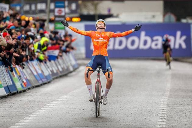 HULST , 01 02-2026 , UCI Cyclo-cross World Championships day 3 , Sunday women U23 , WK veldrijden , picture shows Leonie Bentveld wins UCI Cyclo-cross World Championships (Sunday)  x201238791x Copyright: