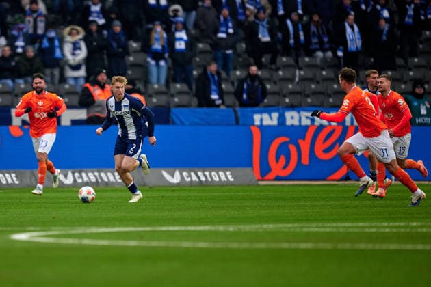 Julian Eitschberger (Hertha BSC, 02), Marco Richter (SV Darmstadt 98, 23), Niklas Schmidt (SV Darmstadt 98, 31), GER, Hertha BSC vs. ,SV Darmstadt 98, 2. Bundesliga, Saison 2025 2026, 20. Spieltag, 01.02.2026 (DFL REGULATIONS PROHIBIT ANY USE OF PHOTOGRAPHS AS IMAGE SEQUENCES AND OR QUASI - VIDEO). GER, Hertha BSC vs. ,SV Darmstadt 98, 2. Bundesliga, Saison 2025 2026, 20. Spieltag, 01.02.2026 Berlin