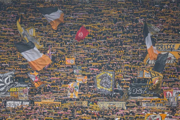 01.02.2026, xomx, Fussball 2.Bundesliga, Dynamo Dresden - Arminia Bielefeld v.l. Fans SGD im K-Block. (DFL DFB REGULATIONS PROHIBIT ANY USE OF PHOTOGRAPHS as IMAGE SEQUENCES and or QUASI-VIDEO) Dresden