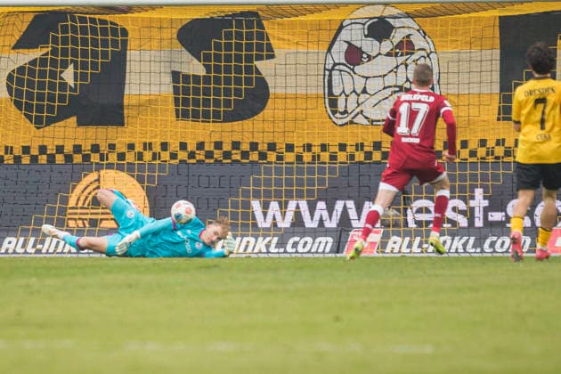 01.02.2026, xomx, Fussball 2.Bundesliga, Dynamo Dresden - Arminia Bielefeld v.l. Chance SGD (DFL DFB REGULATIONS PROHIBIT ANY USE OF PHOTOGRAPHS as IMAGE SEQUENCES and or QUASI-VIDEO) Dresden