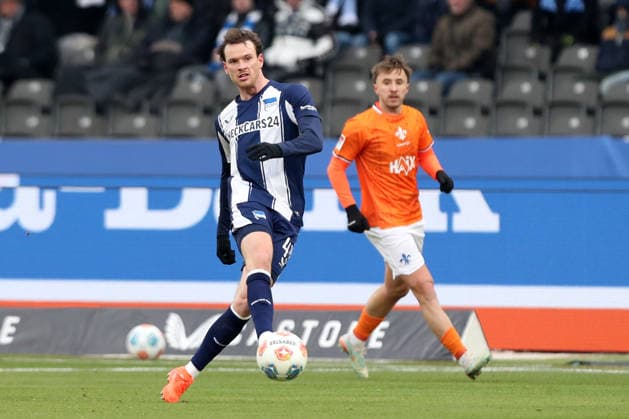 01.02.2026, xtgx, Fussball 2.Bundesliga, Hertha BSC Berlin - SV Darmstadt 98 v.l. Pascal Klemens (Hertha BSC Berlin) (DFL DFB REGULATIONS PROHIBIT ANY USE OF PHOTOGRAPHS as IMAGE SEQUENCES and or QUASI-VIDEO) Berlin