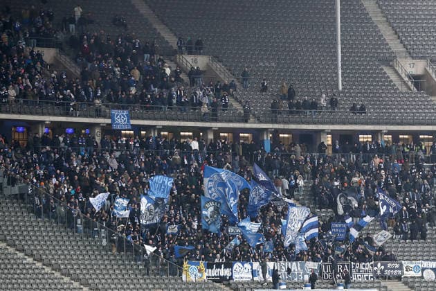 01.02.2026, xtgx, Fussball 2.Bundesliga, Hertha BSC Berlin - SV Darmstadt 98 v.l. Fans SV Darmstadt 98, SVD, Lilien, Stimmung, Schals, Trikots (DFL DFB REGULATIONS PROHIBIT ANY USE OF PHOTOGRAPHS as IMAGE SEQUENCES and or QUASI-VIDEO) Berlin