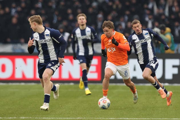 01.02.2026, xtgx, Fussball 2.Bundesliga, Hertha BSC Berlin - SV Darmstadt 98 v.l. Luca Marseiler (SV Darmstadt 98) Michael Cuisance (Hertha BSC Berlin) Zweikampf, Aktion, action, battle for the ball (DFL DFB REGULATIONS PROHIBIT ANY USE OF PHOTOGRAPHS as IMAGE SEQUENCES and or QUASI-VIDEO) Berlin