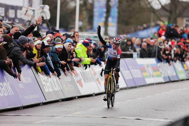 2026 UCI Cyclo-cross World Championships Picture by Alex Whitehead SWpix.com - 01 02 2026 - Cycling - 2026 UCI Cyclo-cross World Championships - Hulst, Zeeland, Netherlands - Women Under 23 - Viktoria Chladanova (Slovakia) Comes 2nd Place Copyright: x xSWpix.comx(t axPhotographyxHubxLtd)xAlexxWhitehead SWpix.comx SWP-3176-0296