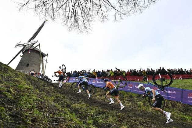 L-R, Dutch Mathieu van der Poel, Belgian Thibau Nys and Dutch Lars van der Haar pictured in action during the men elite race at UCI Cyclocross World Championships, on Sunday 01 February 2026, in Hulst, The Netherlands. ERICxLALMAND  x160246675x