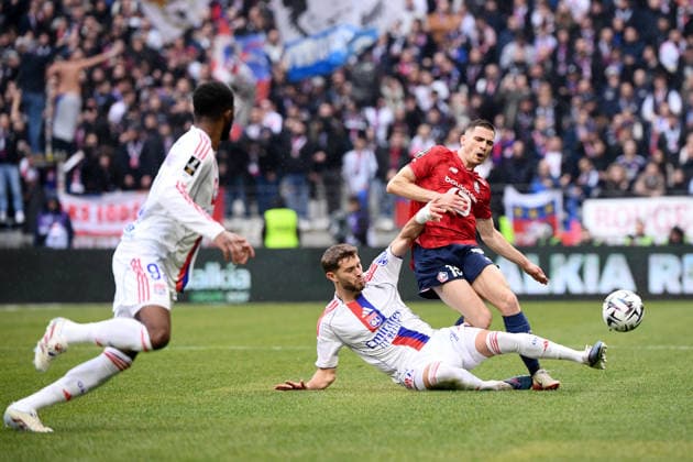 Olympique Lyonnais v Lille OSC - Ligue 1 McDonald s 2025 2026 06 Tanner TESSMANN (ol) - 15 Romain PERRAUD (losc) during the Ligue 1 McDonald s match between Lyon and Lille at Groupama Stadium on February 1, 2026 in Lyon, France. Lyon France  Copyright: xFEPx 776348270
