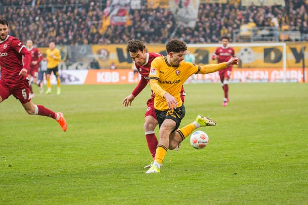 01.02.2026, xomx, Fussball 2.Bundesliga, Dynamo Dresden - Arminia Bielefeld v.l. (DFL DFB REGULATIONS PROHIBIT ANY USE OF PHOTOGRAPHS as IMAGE SEQUENCES and or QUASI-VIDEO) Dresden