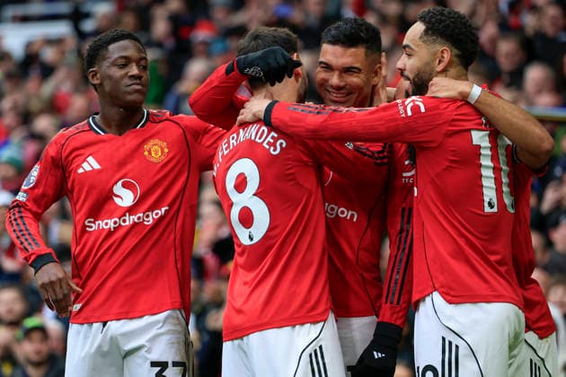 Manchester United, ManU v Fulham, Premier League Casemiro (18) of Manchester United celebrates scoring to make it 1-0 during the Premier League match between Manchester United and Fulham at Old Trafford, Manchester, UK on 1 February 2026. Manchester Old Trafford Greater Manchester UK Editorial use only DataCo restrictions apply See www.football-dataco.com , Copyright: xConorxMolloyx PSI-23668-0057