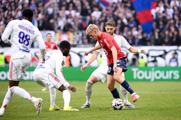 Olympique Lyonnais v Lille OSC - Ligue 1 McDonald s 2025 2026 10 Hakon Arnar HARALDSSON (losc) during the Ligue 1 McDonald s match between Lyon and Lille at Groupama Stadium on February 1, 2026 in Lyon, France. Lyon France  Copyright: xFEPx 776348270