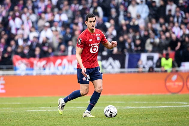 Olympique Lyonnais v Lille OSC - Ligue 1 McDonald s 2025 2026 23 Aissa MANDI (losc) during the Ligue 1 McDonald s match between Lyon and Lille at Groupama Stadium on February 1, 2026 in Lyon, France. Lyon France  Copyright: xFEPx 776348270