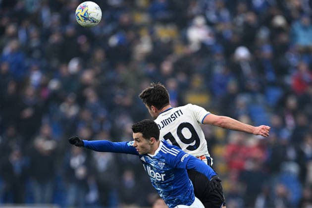 Mg Como 01 02 2026 - campionato di calcio Serie A Como-Atalanta foto Matteo Papini Image nella foto: Anastasios Douvikas-Berat Dijmsiti 