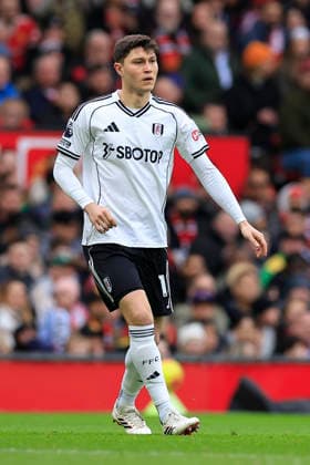 Manchester United, ManU v Fulham, Premier League Jorge Cuenca (15) of Fulham during the Premier League match between Manchester United and Fulham at Old Trafford, Manchester, UK on 1 February 2026. Manchester Old Trafford Greater Manchester UK Editorial use only DataCo restrictions apply See www.football-dataco.com , Copyright: xConorxMolloyx PSI-23668-0064
