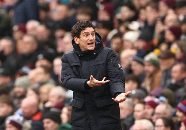 Keith Andrews Manager of Brentford Aston Villa v Brentford, Premier League, Football, Villa Park, Birmingham, UK - 01 Feb 2026Birmingham Villa Park United Kingdom EDITORIAL USE ONLY No use with unauthorised audio, video, data, fixture lists, club league logos or live services. Online in-match use limited to 120 images, no video emulation. No use in betting, games or single club league player publications. Copyright: xRyanxBrowne Shutterstockx 16496858bd