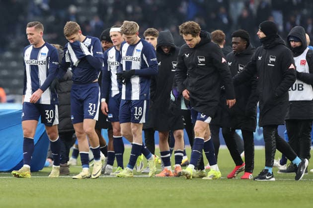 01.02.2026, xtgx, Fussball 2.Bundesliga, Hertha BSC Berlin - SV Darmstadt 98 v.l. Paul Seguin (Hertha BSC Berlin) Marton Dardai (Hertha BSC Berlin) Fabian Reese (Hertha BSC Berlin) Luca Schuler (Hertha BSC Berlin) Enttäuscht, traurig, frustriert (DFL DFB REGULATIONS PROHIBIT ANY USE OF PHOTOGRAPHS as IMAGE SEQUENCES and or QUASI-VIDEO) Berlin