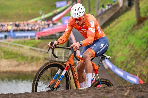 UCI World Championships 2026 Hulst HULST, THE NETHERLANDS - FEBRUARY 01 : Van Der Poel Mathieu (Ned) in action during the 2026 UCI Cyclo-Cross World Championships for Men Elite on February 01, 2026 in Hulst, The Netherlands, 01 02 2026 Hulst The Netherlands  Copyright: xNicoxVereeckenx