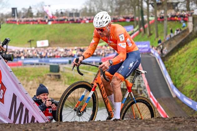 UCI World Championships 2026 Hulst HULST, THE NETHERLANDS - FEBRUARY 01 : Van Der Poel Mathieu (Ned) in action during the 2026 UCI Cyclo-Cross World Championships for Men Elite on February 01, 2026 in Hulst, The Netherlands, 01 02 2026 Hulst The Netherlands  Copyright: xNicoxVereeckenx