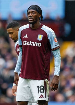 Birmingham, England, 1st February 2026. Tammy Abraham of Aston Villa during the Aston Villa vs Brentford Premier League match at Villa Park, Birmingham. Picture credit should read: Cody Froggatt Sportimage EDITORIAL USE ONLY. No use with unauthorised audio, video, data, fixture lists, club league logos or live services. Online in-match use limited to 120 images, no video emulation. No use in betting, games or single club league player publications. SPI_018_CF_ASTON_VILLA_V_BRENTFORD SPI-4503-0018
