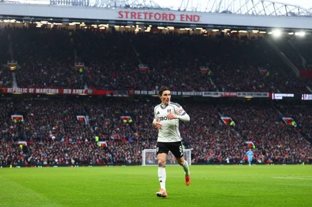 Harry Wilson of Fulham Manchester United, ManU v Fulham, Premier League, Football, Old Trafford, Manchester, UK - 01 Feb 2026Manchester Old Trafford United Kingdom EDITORIAL USE ONLY No use with unauthorised audio, video, data, fixture lists, club league logos or live services. Online in-match use limited to 120 images, no video emulation. No use in betting, games or single club league player publications.  Copyright: xPaulxCurrie Shutterstockx 16496861fb