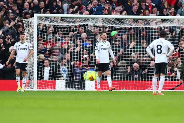 Joachim Andersen of Fulham looks dejected after the 2nd goal scored by Matheus Cunha of Manchester United, ManU Manchester United v Fulham, Premier League, Football, Old Trafford, Manchester, UK - 01 Feb 2026Manchester Old Trafford United Kingdom EDITORIAL USE ONLY No use with unauthorised audio, video, data, fixture lists, club league logos or live services. Online in-match use limited to 120 images, no video emulation. No use in betting, games or single club league player publications.  Copyright: xPaulxCurrie Shutterstockx 16496861fg