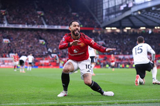 Football - Premier League - Manchester United, ManU v Fulham 1st February 2026 - Premier League - Manchester United v Fulham - Matheus Cunha of Manchester United celebrates after scoring their 2nd goal - Photo: Simon Stacpoole Offside. Manchester UK Copyright: xSimonxStacpoolexOffside