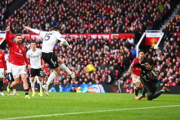 Jorge Cuenca of Fulham has his goal disallowed for offside Manchester United, ManU v Fulham, Premier League, Football, Old Trafford, Manchester, UK - 01 Feb 2026Manchester Old Trafford United Kingdom EDITORIAL USE ONLY No use with unauthorised audio, video, data, fixture lists, club league logos or live services. Online in-match use limited to 120 images, no video emulation. No use in betting, games or single club league player publications.  Copyright: xPaulxCurrie Shutterstockx 16496861fl