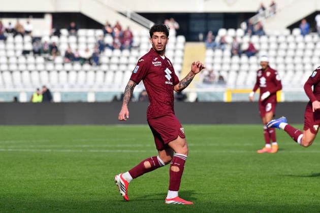 Luca Marianucci of Torino FC during Serie A 2025 26 match between Torino FC and of US Lecce at Olimpico Grande Torino Stadium on February 01, 2026 in Turin, Italy - ph Giuliano Marchisciano  Copyright: xGiulianoxMarchisciano IPAxSportx xipa-agency.netx xx IPA_70843307 IPA_Agency_IPA70843307
