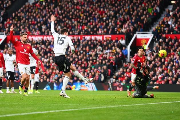 Jorge Cuenca of Fulham has his goal disallowed for offside Manchester United, ManU v Fulham, Premier League, Football, Old Trafford, Manchester, UK - 01 Feb 2026Manchester Old Trafford United Kingdom EDITORIAL USE ONLY No use with unauthorised audio, video, data, fixture lists, club league logos or live services. Online in-match use limited to 120 images, no video emulation. No use in betting, games or single club league player publications.  Copyright: xPaulxCurrie Shutterstockx 16496861fo