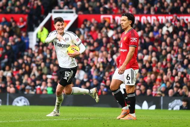 Jorge Cuenca of Fulham has his goal disallowed for offside Manchester United, ManU v Fulham, Premier League, Football, Old Trafford, Manchester, UK - 01 Feb 2026Manchester Old Trafford United Kingdom EDITORIAL USE ONLY No use with unauthorised audio, video, data, fixture lists, club league logos or live services. Online in-match use limited to 120 images, no video emulation. No use in betting, games or single club league player publications.  Copyright: xPaulxCurrie Shutterstockx 16496861fq