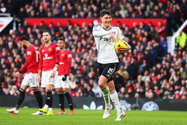Jorge Cuenca of Fulham has his goal disallowed for offside Manchester United, ManU v Fulham, Premier League, Football, Old Trafford, Manchester, UK - 01 Feb 2026Manchester Old Trafford United Kingdom EDITORIAL USE ONLY No use with unauthorised audio, video, data, fixture lists, club league logos or live services. Online in-match use limited to 120 images, no video emulation. No use in betting, games or single club league player publications.  Copyright: xPaulxCurrie Shutterstockx 16496861fs