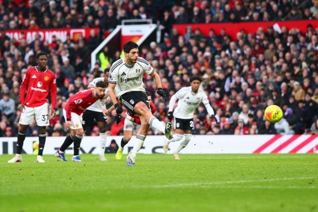 Raul Jimenez of Fulham scores to make it 2-1 Manchester United, ManU v Fulham, Premier League, Football, Old Trafford, Manchester, UK - 01 Feb 2026Manchester Old Trafford United Kingdom EDITORIAL USE ONLY No use with unauthorised audio, video, data, fixture lists, club league logos or live services. Online in-match use limited to 120 images, no video emulation. No use in betting, games or single club league player publications.  Copyright: xPaulxCurrie Shutterstockx 16496861gg