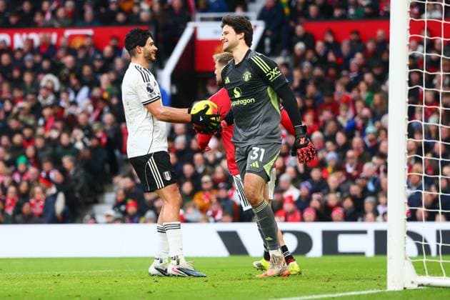 Raul Jimenez of Fulham scores to make it 2-1 and celebrates Manchester United, ManU v Fulham, Premier League, Football, Old Trafford, Manchester, UK - 01 Feb 2026Manchester Old Trafford United Kingdom EDITORIAL USE ONLY No use with unauthorised audio, video, data, fixture lists, club league logos or live services. Online in-match use limited to 120 images, no video emulation. No use in betting, games or single club league player publications.  Copyright: xPaulxCurrie Shutterstockx 16496861gi