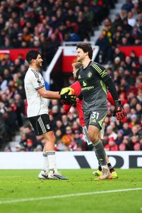 Raul Jimenez of Fulham scores to make it 2-1 and celebrates Manchester United, ManU v Fulham, Premier League, Football, Old Trafford, Manchester, UK - 01 Feb 2026Manchester Old Trafford United Kingdom EDITORIAL USE ONLY No use with unauthorised audio, video, data, fixture lists, club league logos or live services. Online in-match use limited to 120 images, no video emulation. No use in betting, games or single club league player publications.  Copyright: xPaulxCurrie Shutterstockx 16496861gj