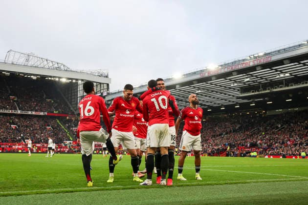 Manchester United, ManU v Fulham, Premier League Manchester United forward Matheus Cunha (10) scores a GOAL 2-0 celebrates Manchester United midfielder Casemiro (18) during the Manchester United v Fulham Premier League match at Old Trafford, Manchester, England on 1 February 2026 Credit: Phil Duncan Every Second Media Editorial use only. All images are copyright Every Second Media Limited. No images may be reproduced without prior permission. All rights reserved. Premier League and Football League images are subject to licensing agreements with Football DataCo Limited. see https: www.football-dataco.com Copyright: xIMAGO EveryxSecondxMediax ESM-1779-0012 PhilxDuncanx xEveryxSecondxMediax