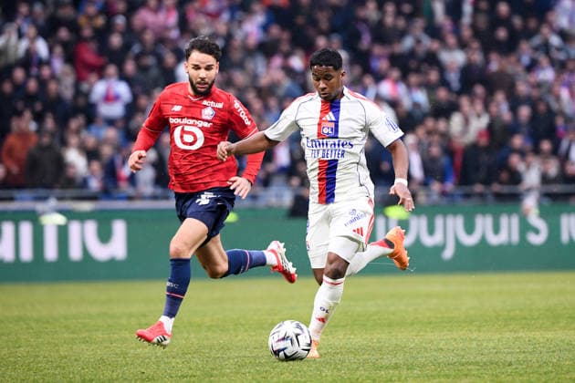 Olympique Lyonnais v Lille OSC - Ligue 1 McDonald s 2025 2026 24 Calvin VERDONK (losc) - 09 ENDRICK Felipe Moreira de Sousa (ol) during the Ligue 1 McDonald s match between Lyon and Lille at Groupama Stadium on February 1, 2026 in Lyon, France. Lyon France  Copyright: xFEPx 776348270