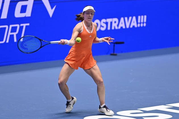 Katie Volynets of USA returns a ball to Linda Klimovicova of Poland during the WTA, Tennis Damen women s tennis tournament Ostrava Open match on February 1, 2026, in Ostrava, Czech Republic. (CTKxPhoto JaroslavxOzana) CTKPhotoP2026020104833  CTKPhotoP2026020104833
