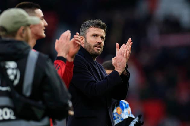 Manchester United, ManU v Fulham, Premier League Michael Carrick the Manchester United interim manager celebrates the 3-2 victory at the end of the Premier League match between Manchester United and Fulham at Old Trafford, Manchester, UK on 1 February 2026. Manchester Old Trafford Greater Manchester UK Editorial use only DataCo restrictions apply See www.football-dataco.com , Copyright: xConorxMolloyx PSI-23668-0090