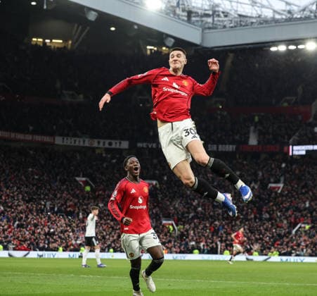 Manchester United, ManU v Fulham, Premier League, Old Trafford, Manchester. Times Photographer Bradley Ormesher. 1.2.2026. Manchester United v Fulham, Premier League, Old Trafford, Manchester. Times Photographer Bradley Ormesher. Benjamin Sesko celebrates after scoring the winner in injury time.  Copyright: xBradleyxOrmesherx NINTCHDBPICT001055784257