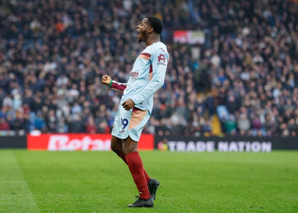 Birmingham, England, 1st February 2026. Dango Ouattara of Brentford celebrates scoring their sides first goal during the Aston Villa vs Brentford Premier League match at Villa Park, Birmingham. Picture credit should read: Cody Froggatt Sportimage EDITORIAL USE ONLY. No use with unauthorised audio, video, data, fixture lists, club league logos or live services. Online in-match use limited to 120 images, no video emulation. No use in betting, games or single club league player publications. SPI_058_CF_ASTON_VILLA_V_BRENTFORD SPI-4503-0057