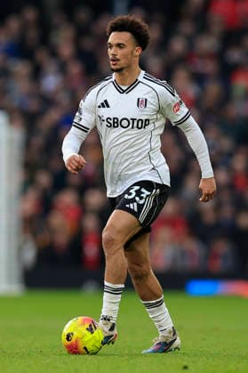 Manchester United, ManU v Fulham, Premier League Antonee Robinson (33) of Fulham during the Premier League match between Manchester United and Fulham at Old Trafford, Manchester, UK on 1 February 2026. Manchester Old Trafford Greater Manchester UK Editorial use only DataCo restrictions apply See www.football-dataco.com , Copyright: xConorxMolloyx PSI-23668-0112