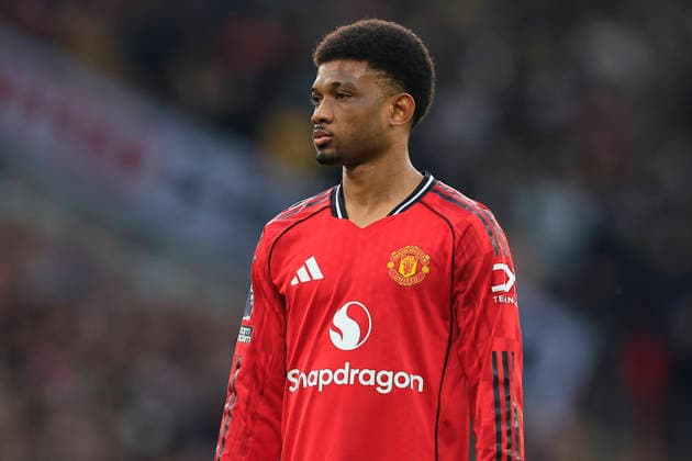 Manchester United, ManU v Fulham, Premier League Amad Diallo (16) of Manchester United during the Premier League match between Manchester United and Fulham at Old Trafford, Manchester, UK on 1 February 2026. Manchester Old Trafford Greater Manchester UK Editorial use only DataCo restrictions apply See www.football-dataco.com , Copyright: xConorxMolloyx PSI-23668-0116