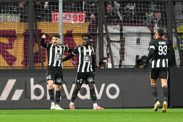 Angers SCO v FC Metz - Ligue 1 McDonald s 2025 2026 06 Louis MOUTON (sco) - 02 Carlens ARCUS (sco) during the Ligue 1 McDonald s match between Angers and Metz at Stade Raymond Kopa on February 1, 2026 in Angers, France. Angers France  Copyright: xFEPx 776348273